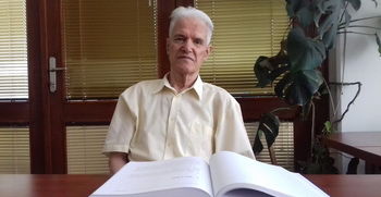 Да се не заборави:  Зборник биографија наставног особља МФ од 1948. до 1973.