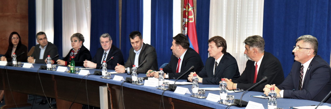 Машински факултет и Министарство рада потписали Протокол о волонтирању