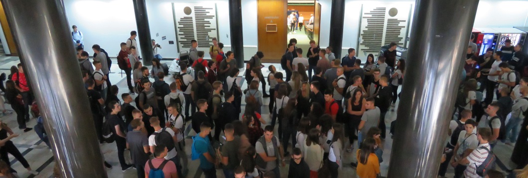 Декански колегијум МФ честитао студентима 4. април – Дан студената