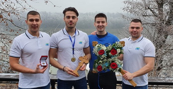 Студенти Машинског факултета пливали за Часни крст