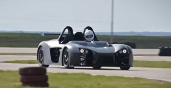 Сат Плус: Први српски супераутомобил – Дело домаћих инжењера и домаће памети