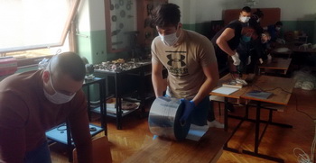 Студенти Машинског факултета  донирали болницама више од 2500 заштитних визира