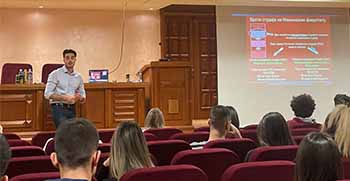 Машински факултет представљен на семинару „Бирам тај факултет“