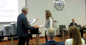Награђени најуспешнији студенти у шк. 2021/2022. години