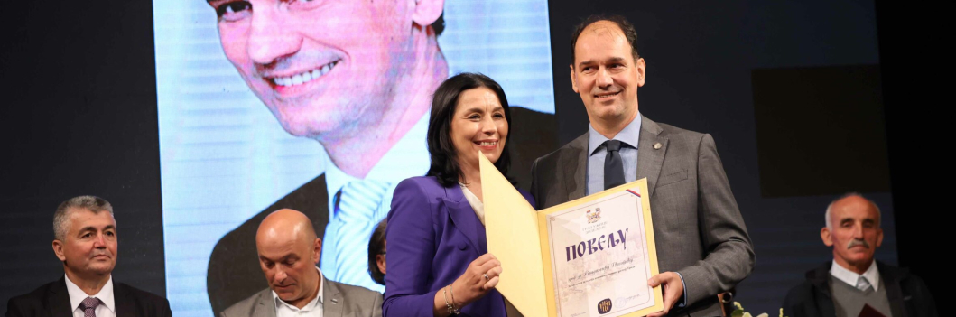 Проф. др Владимир Поповић добитник Повеље Града Ужица